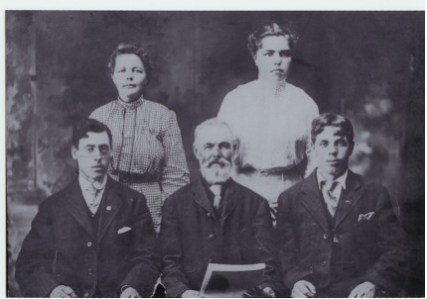 1909PhotoLewisFamily