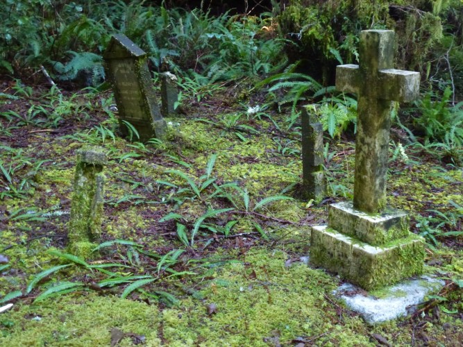 Morpheus Island Cemetery